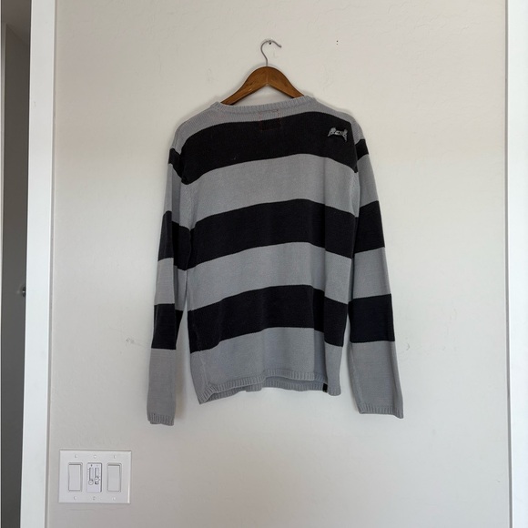 O'Neill Black and Gray Striped Crewneck Sweater - Picture 4 of 5